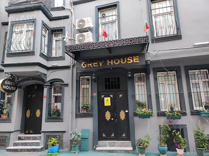 Exterior & Views 2, Grey House, Fatih