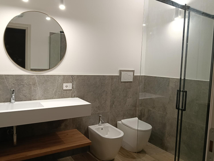 Bathroom 3, La Principessa Nera B&B, Ancona