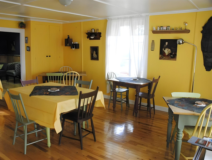 Food & Drinks, Gite de la Baie Hatee, Rimouski-Neigette