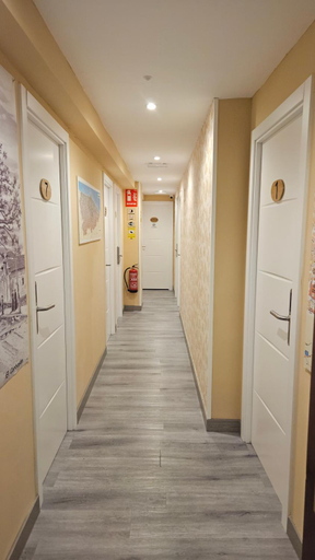 Others 4, HOSTAL FONCALADA, Asturias