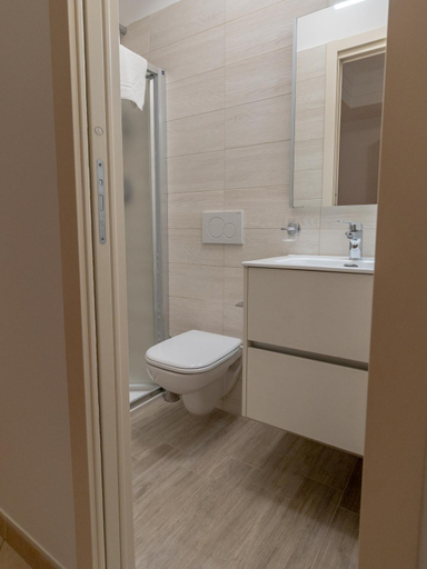 Others 4, Residence Perla, Rimini