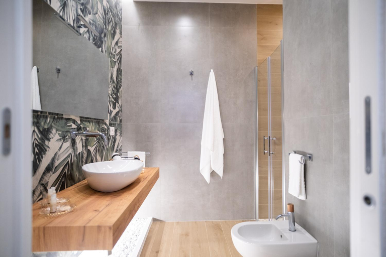 Bathroom 3, Euphemia Glamour Apartment, Reggio Di Calabria