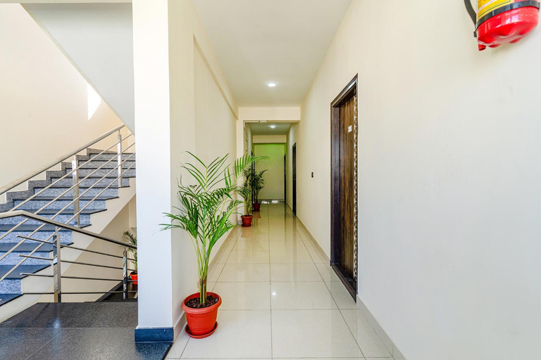Public Area 3, Fabhotel Green Vista, Bangalore