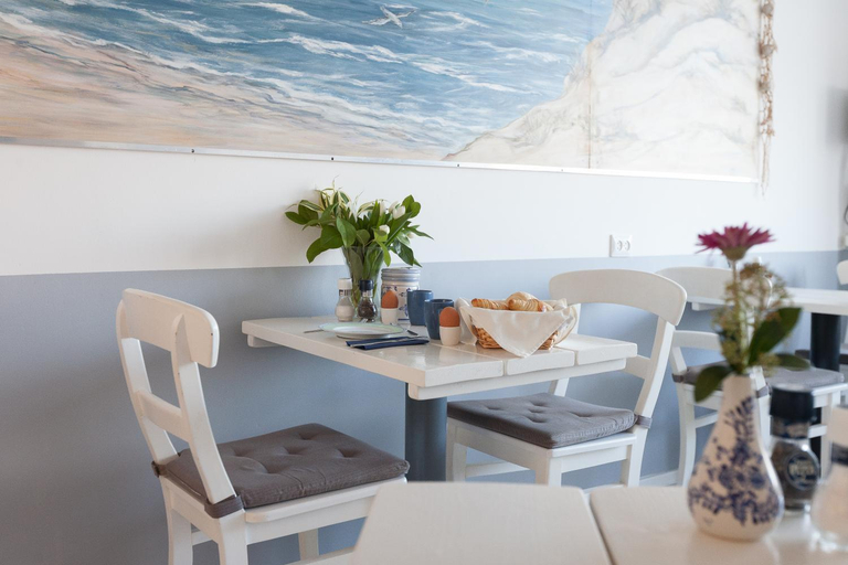 Food & Drinks 5, Bed&Breakfast aan Strand, Katwijk