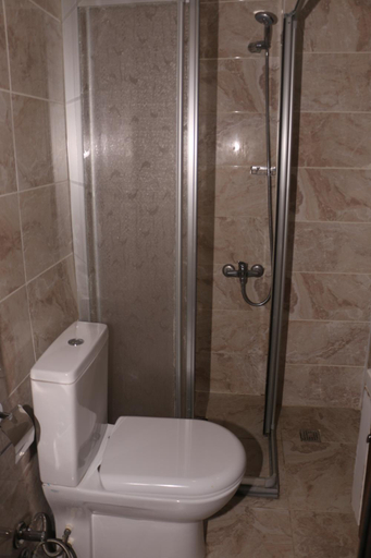Bathroom 4, Birlik Hotel, Fatih