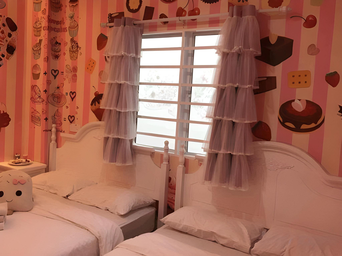Bedroom 3, Fantasy Hotel, Malacca City