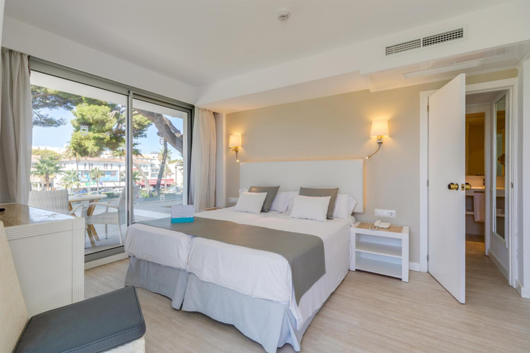 Bedroom 2, PLAYA ESPERANZA RESORT, Baleares