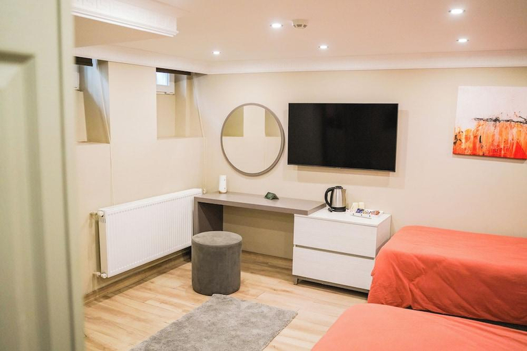 Bedroom 5, The House Company, Beyoğlu