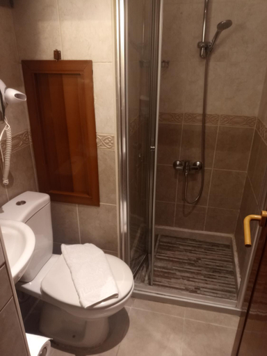 Bathroom 3, Kosk Hotel Kadikoy, Kadıköy