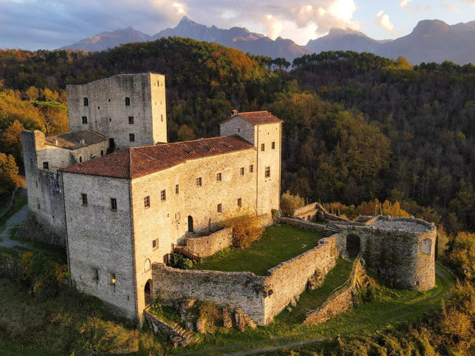 Others 2, TENUTA CASTEL DELL'AQUILA, Massa Carrara