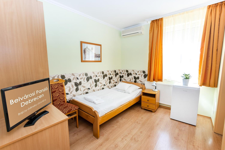 Others 3, Belvarosi Panzio, Debrecen