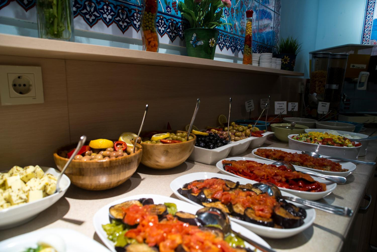 Food & Drinks 5, Tashkonak Studio Suites, Fatih