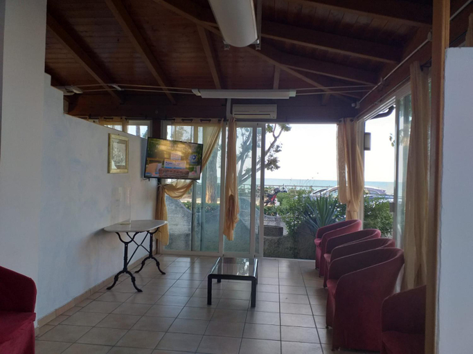 Others 3, Room-quadruple Room in Pineto - sea View, Teramo