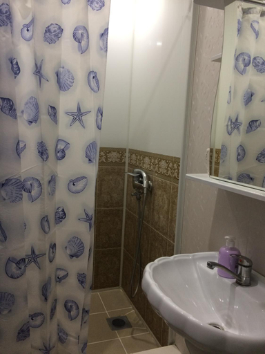 Others 3, Comfort Inn, Achinskiy rayon