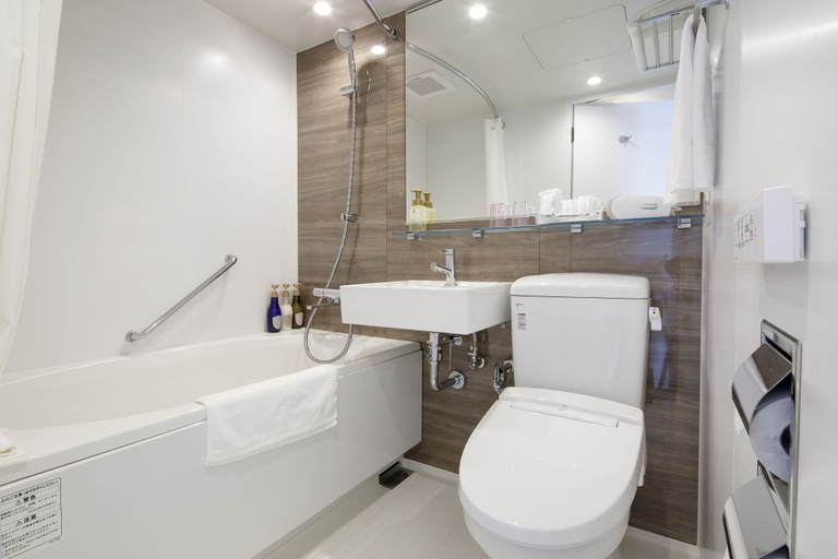 Bathroom 3, Hotel Mystays Hakodate Goryokaku Ex Hotel Nets Hakodate, Hakodate