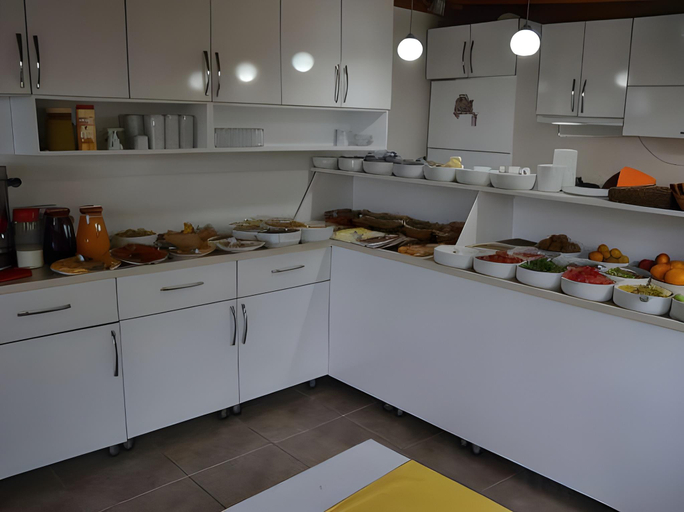 Food & Drinks 4, Tulip House, Fatih