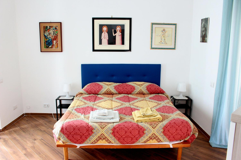 Others 2, A Casa di Vale, Rome