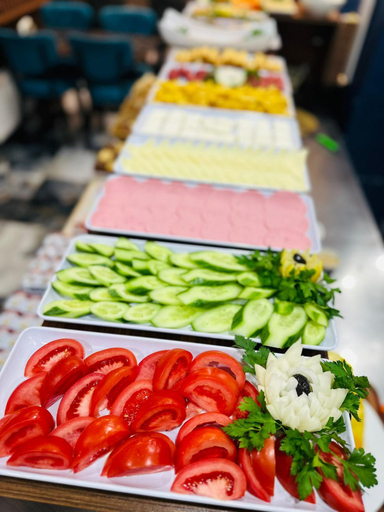 Food & Drinks 5, White Palace Hotel, Adalar
