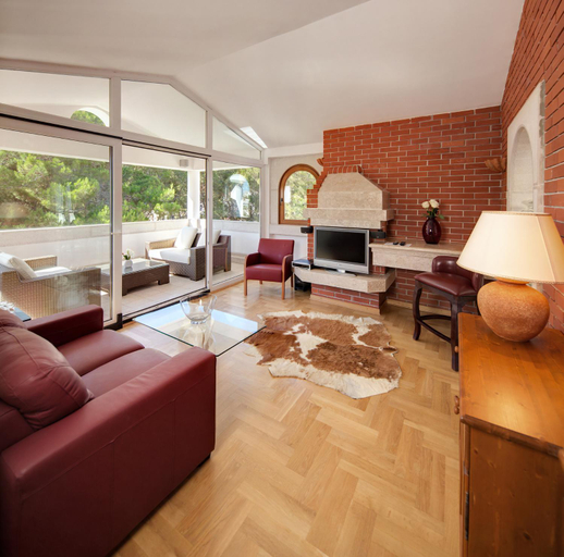 Others 5, Orchidea by Villa Vulin, Pula