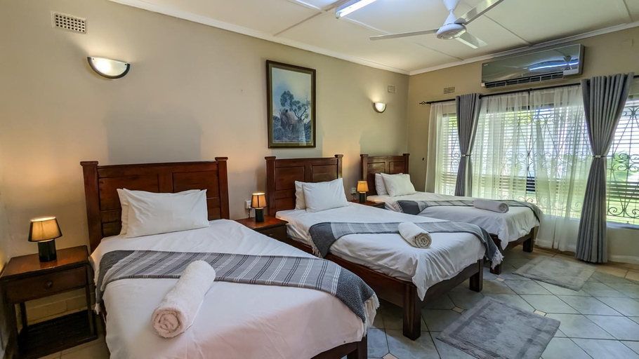 Bedroom 4, Zambezi Family Lodge - Rhino Room, Hwange