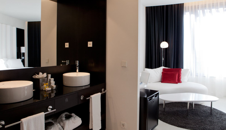 Bathroom 3, PORTA FIRA HOTEL, Barcelona