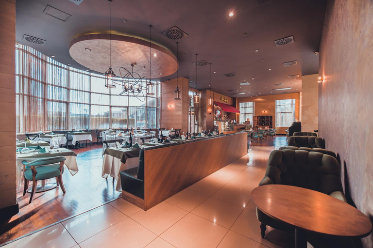 Restaurant 5, WOW Airport Hotel, Bakırköy
