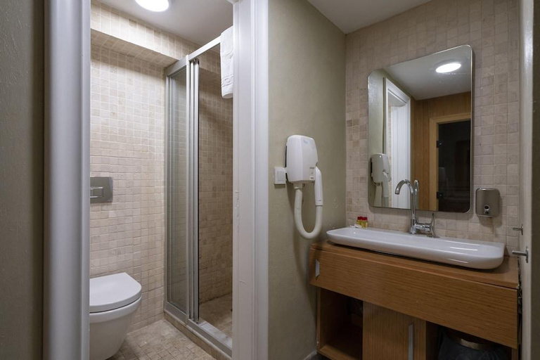 Bathroom 5, Moss Suites Hotel, Beyoğlu