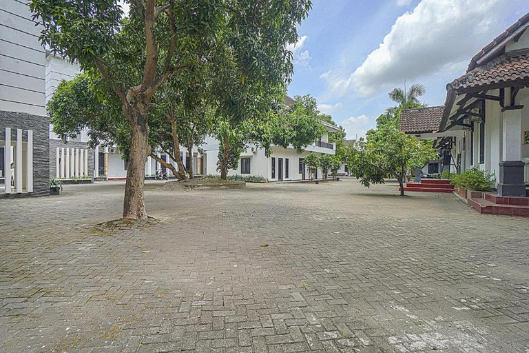 Others 2, Hotel Palem Garden, Tulungagung