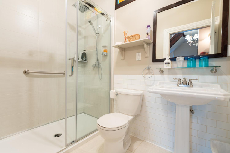Bathroom 3, Les 4 Saisons - No breakfast, Communauté-Urbaine-de-Québec