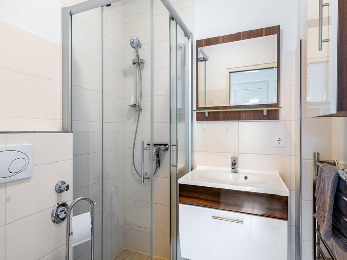 Bathroom 3, Ferienwohnung in der Nahe von WIsmar, Nordwestmecklenburg