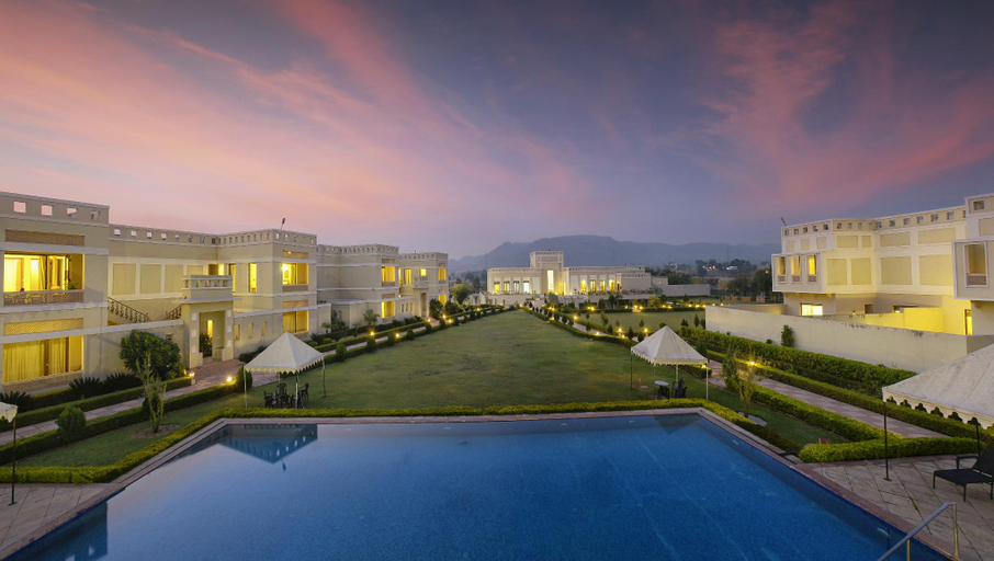 Swimming pool 4, Achrol Niwas A Treehouse Resort, Jaipur