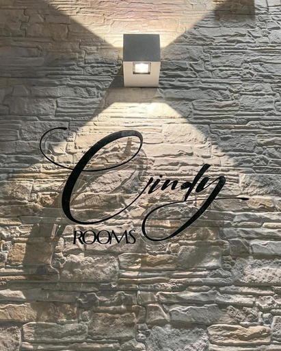 Others 5, Cindy Rooms, Campobasso