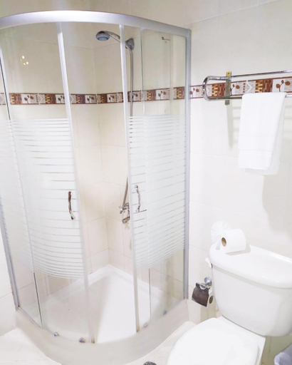 Bathroom 3, Matum Hotel & Casino, Santiago de los Caballeros