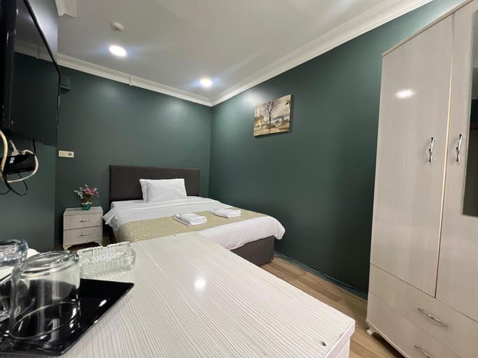 Bedroom 2, Avsin Residence, Fatih