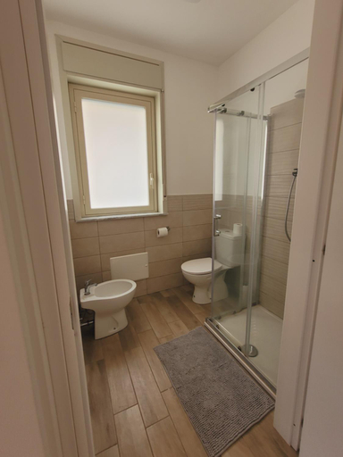 Bathroom 2, HOUSE AIRPORT Catania 4, Catania