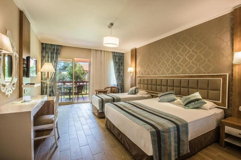 Bedroom 3, Kustur Club Holiday Village - All Inclusive, Selçuk