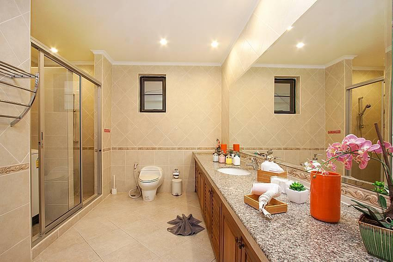 Others 3, Villa Majestic 41 -Modern 2 BR in Central Pattaya, Pattaya