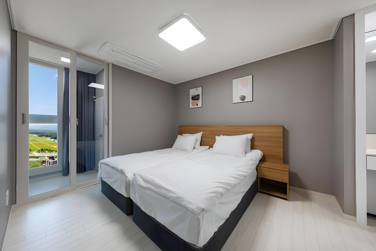 Bedroom 2, The Gangneung Ocean Stay Episode 3, Gangneung