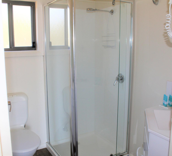 Bathroom 3, BIG4 Hobart Airport Tourist Park Hotel, Clarence