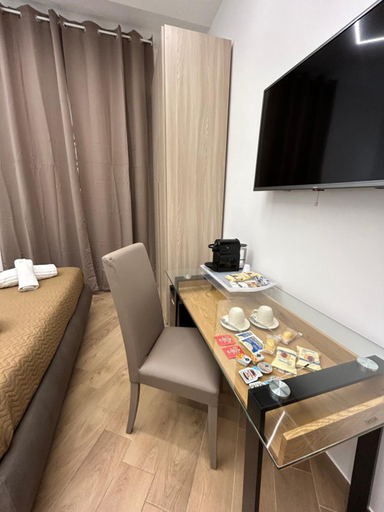 Others 4, Grimaldi Comfort Guest House, Rome