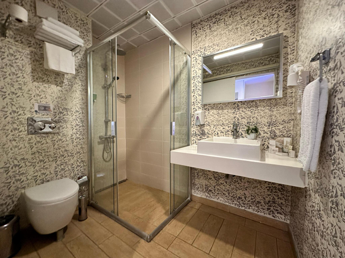 Bathroom 4, Tempo Hotel 4Levent, Kağıthane