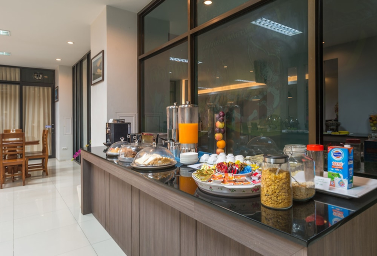 Food & Drinks 5, Lada Krabi Residence, Mueang Krabi