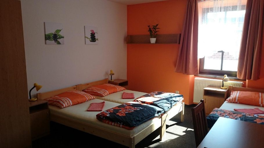 Others 2, Penzion a restaurace U Posu, Strakonice