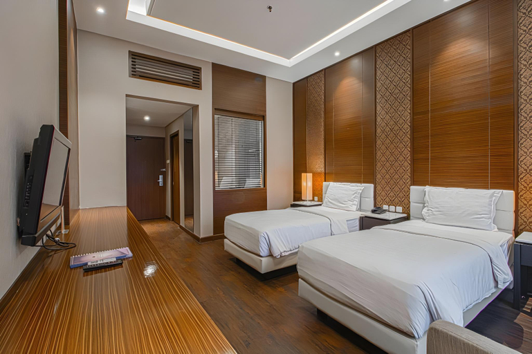 bedroom 13
