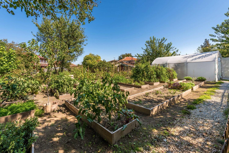 Others 3, Villa Viara, Dolni Chiflik
