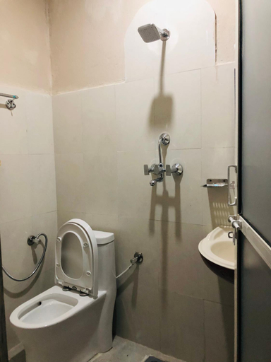 Bathroom 3, Into The Wild Pokhara, Gandaki