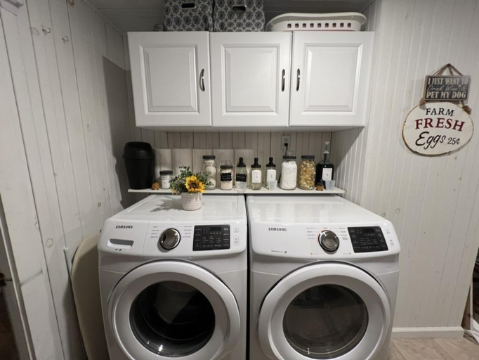 Others 4, Inn on Great Sacandaga Lake, Fulton