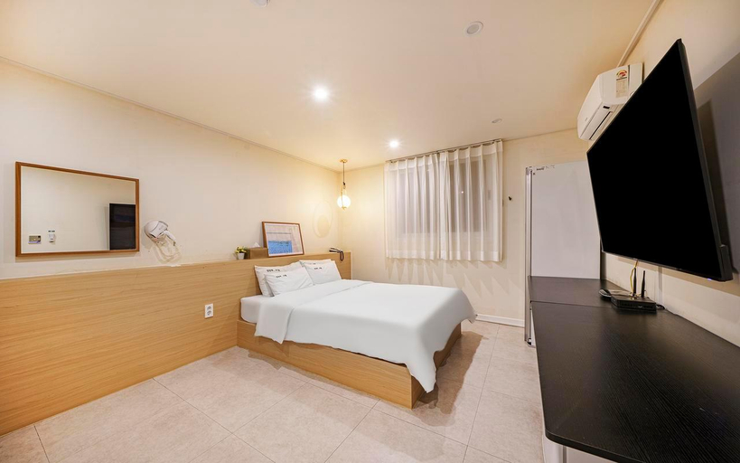 Bedroom 4, Gwangju Chungjang-ro First Boutique Hotel, Buk