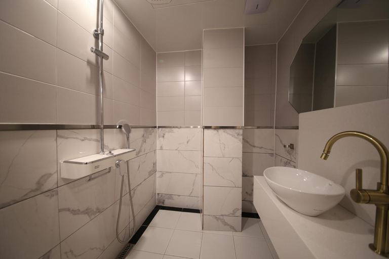 Bathroom, Hotel Vantt, Buk