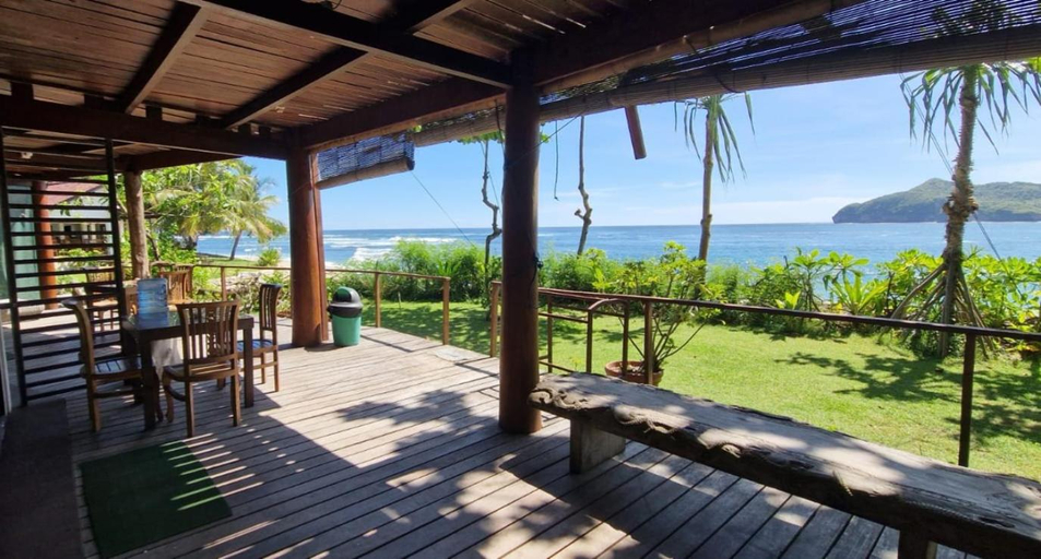 Others 2, Castaway Surf Retreat, West Sumbawa